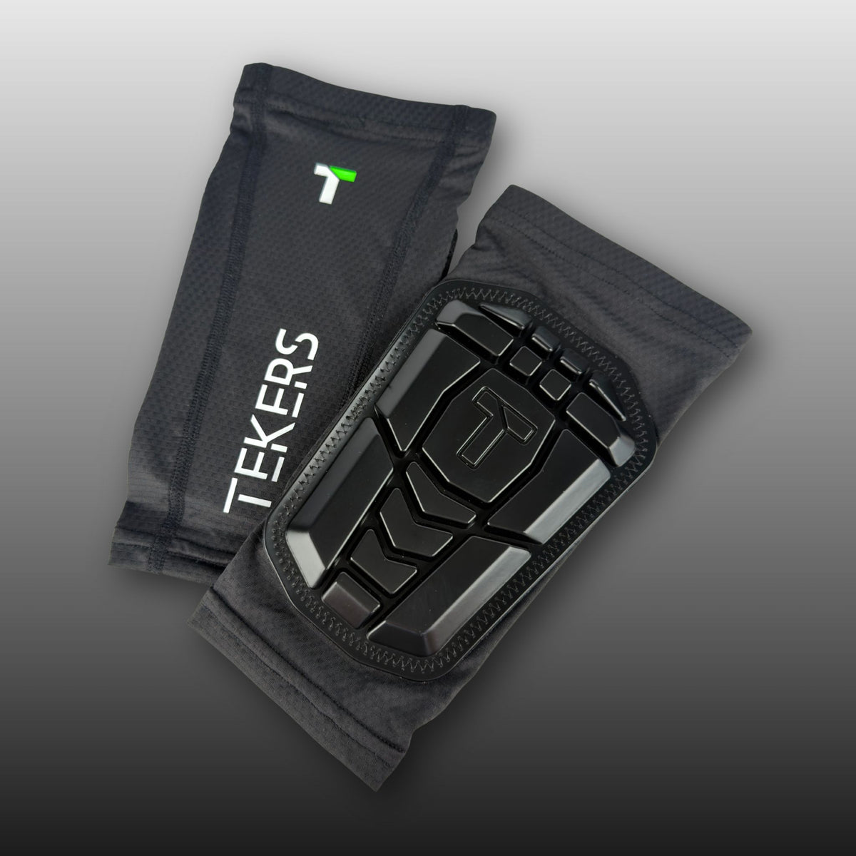 TEKERS: T7 AERO INTEGRATED SLEEVE SHIN GUARDS